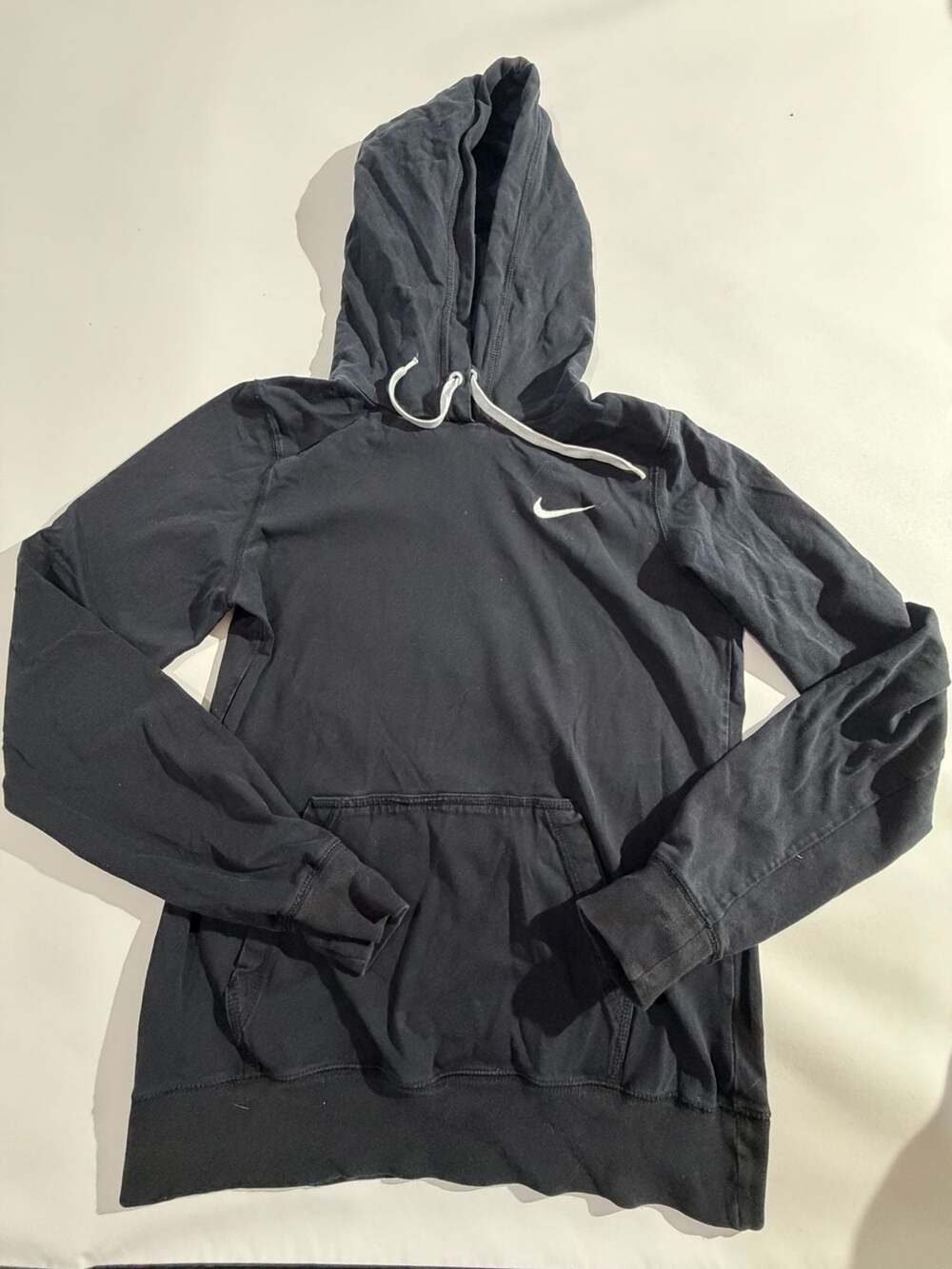 Nike Hoodie Mens M Black White Swoosh Pullover Kangaroo Pocket
